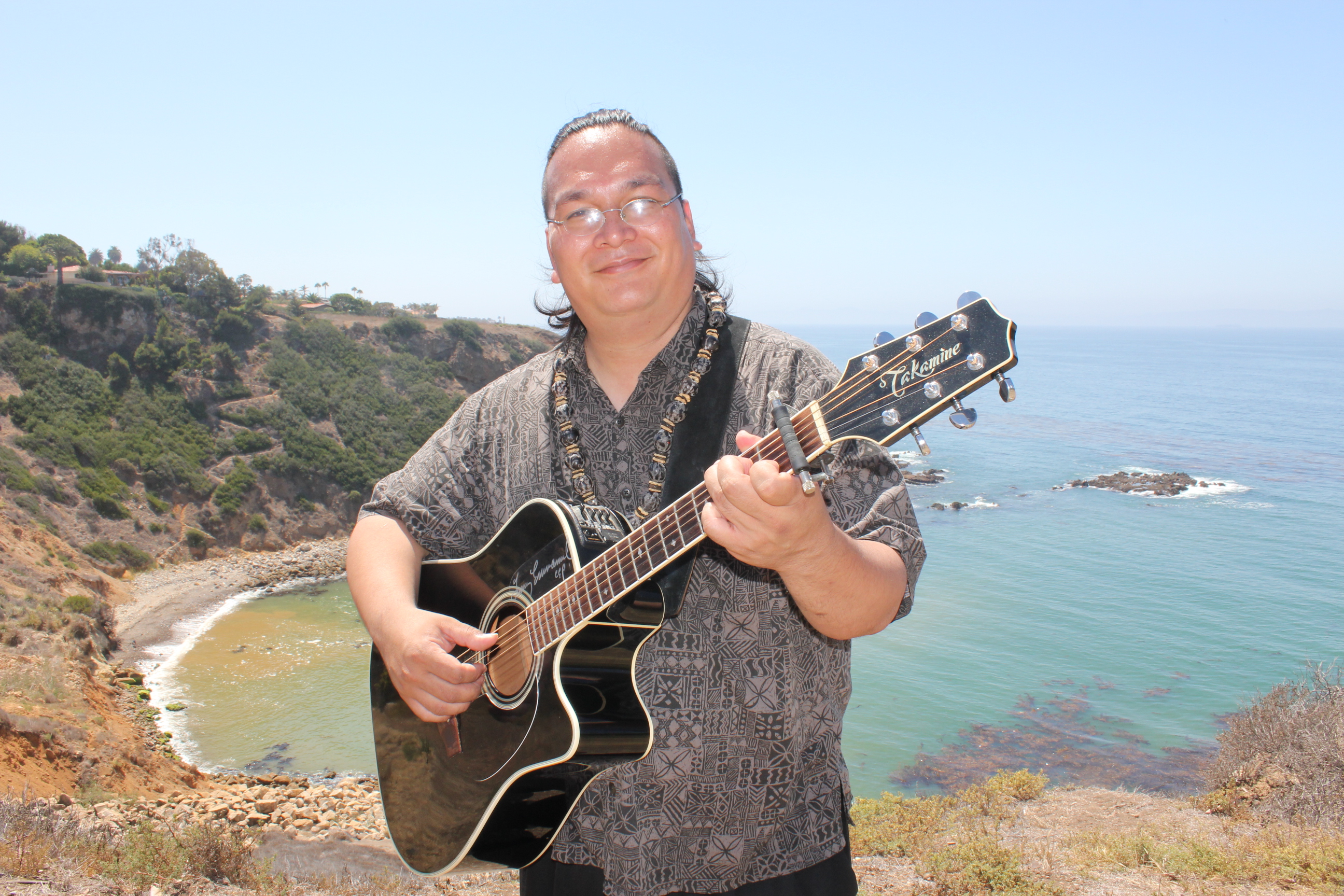 Braddah Vince - Perfect for background, lounge, and dinner music